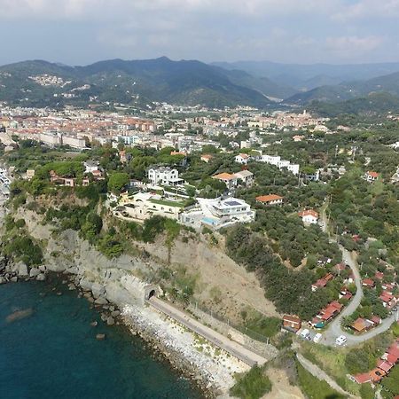 Capo Torre Resort & Spa Albisola Superiore Exterior foto